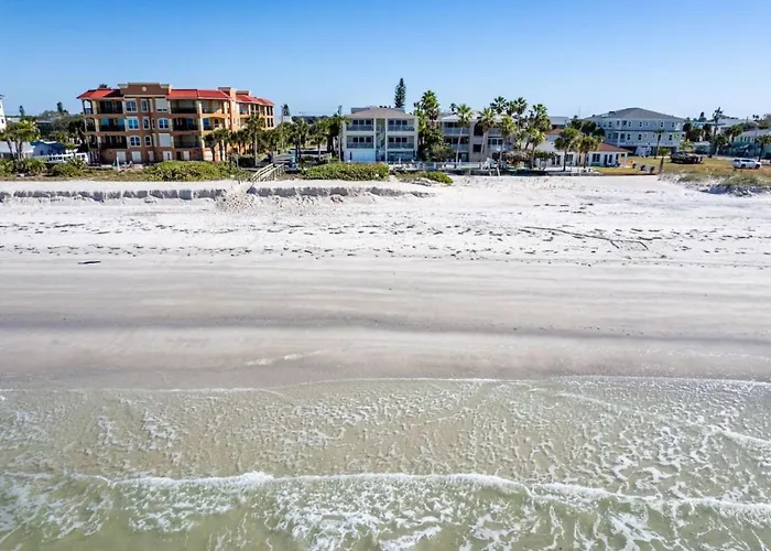 Sea Side 102 Gulf Front 3br On Indian Rocks Stunning Views Heated Pool