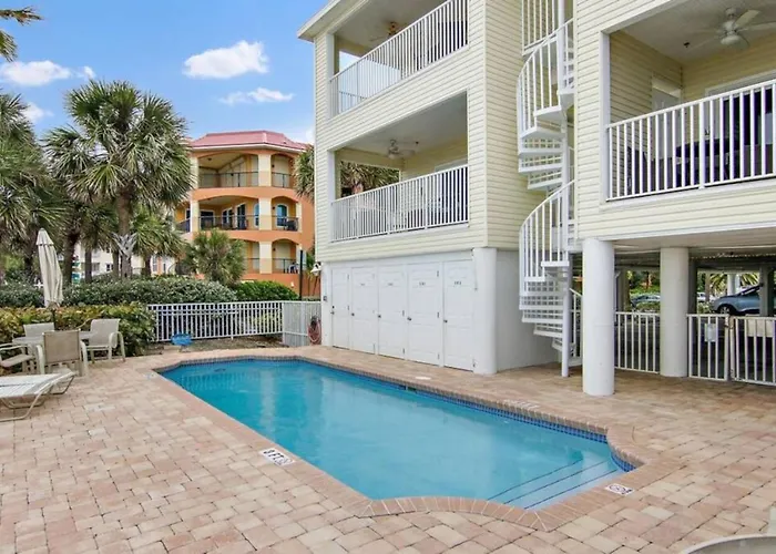 Holiday home Sea Side 102 Gulf Front 3br On Indian Rocks Stunning Views Heated Pool